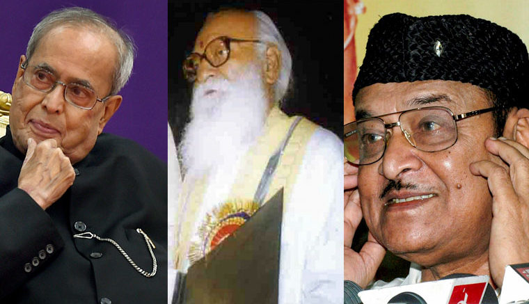 Pranab Mukherjee Nanaji Deshmukh And Bhupen Hazarika Receive Bharat